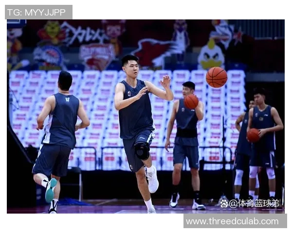 聚焦篮球明星成长轨迹与赛场传奇故事全景呈现影响时代风云群星辉